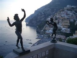 Positano statues