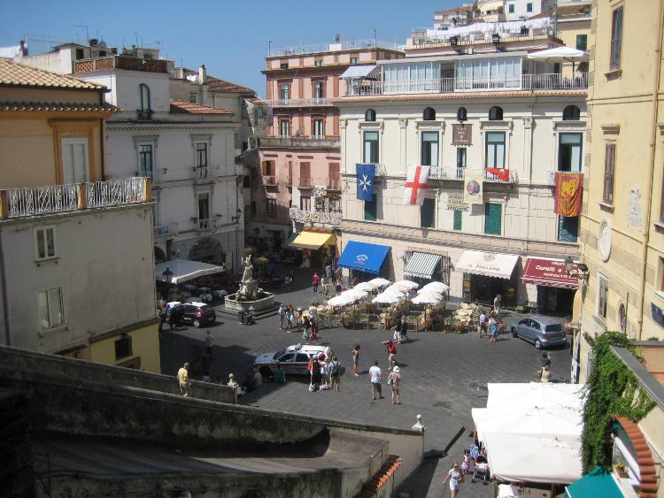 Amalfi Piazza Duomo